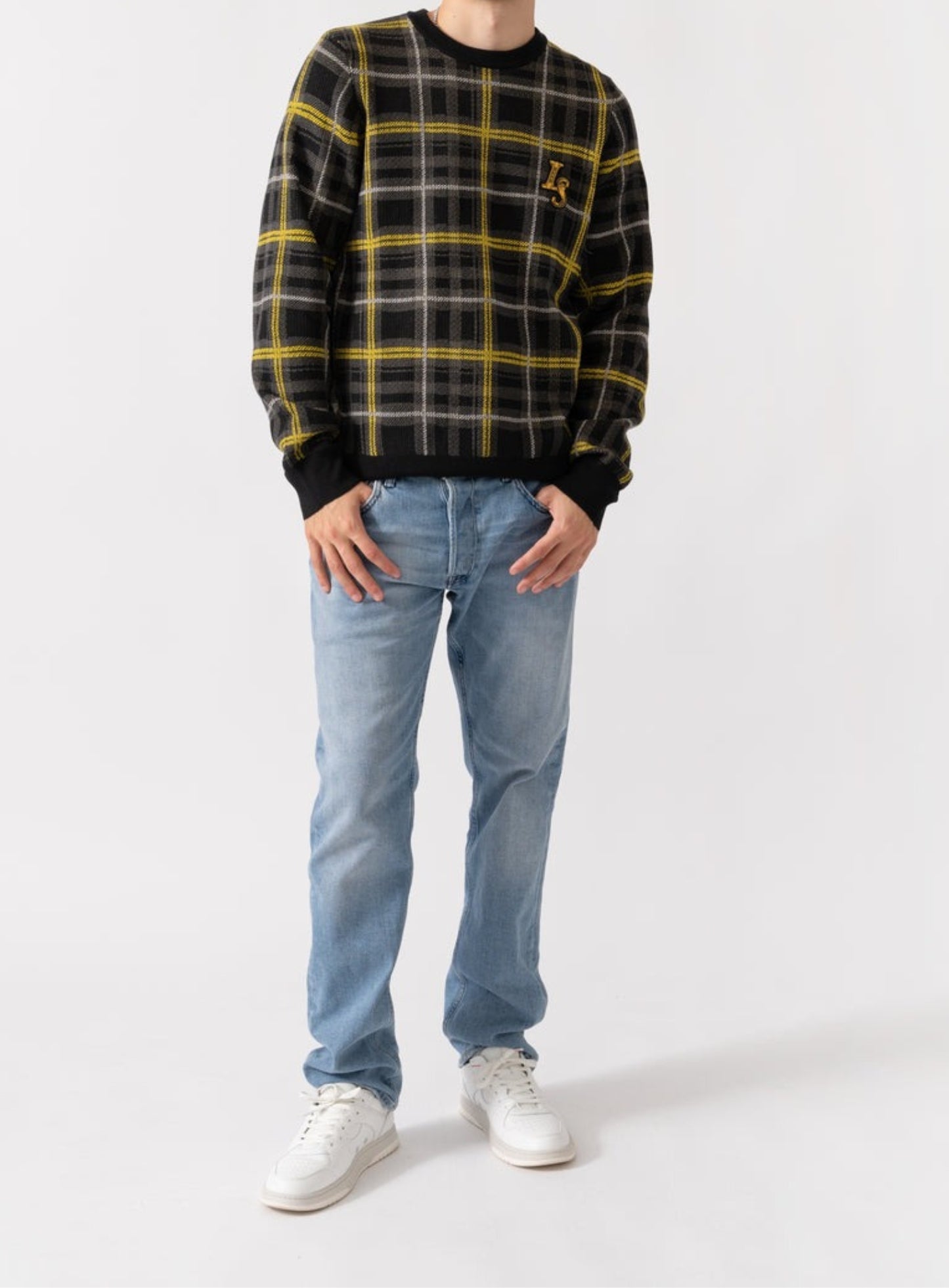 LYLE & SCOTT Ribbed Jacquard Tartan Crew Neck Jet Black