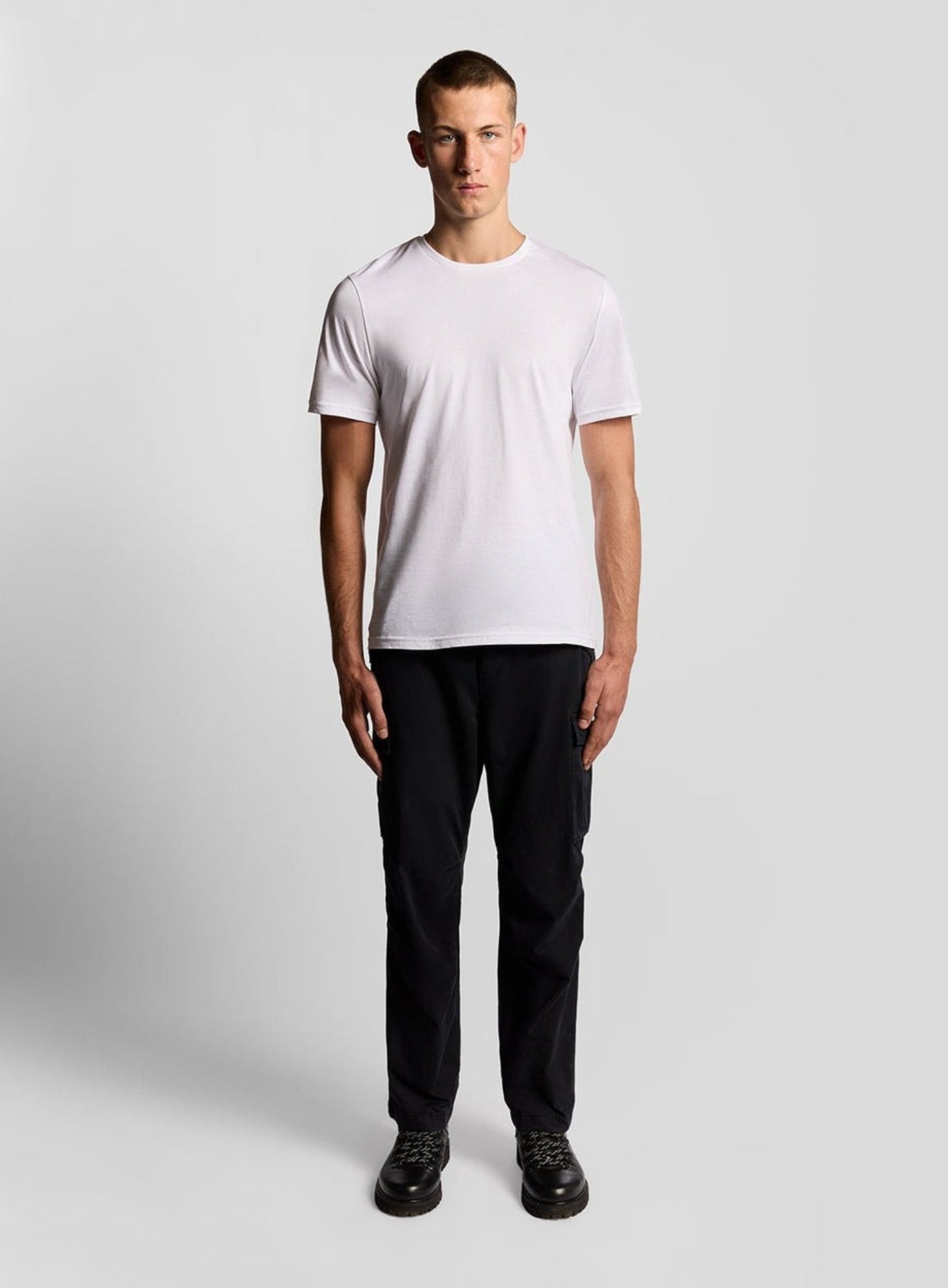 LYLE & SCOTT Articulated Cargo Trouser Jet Black
