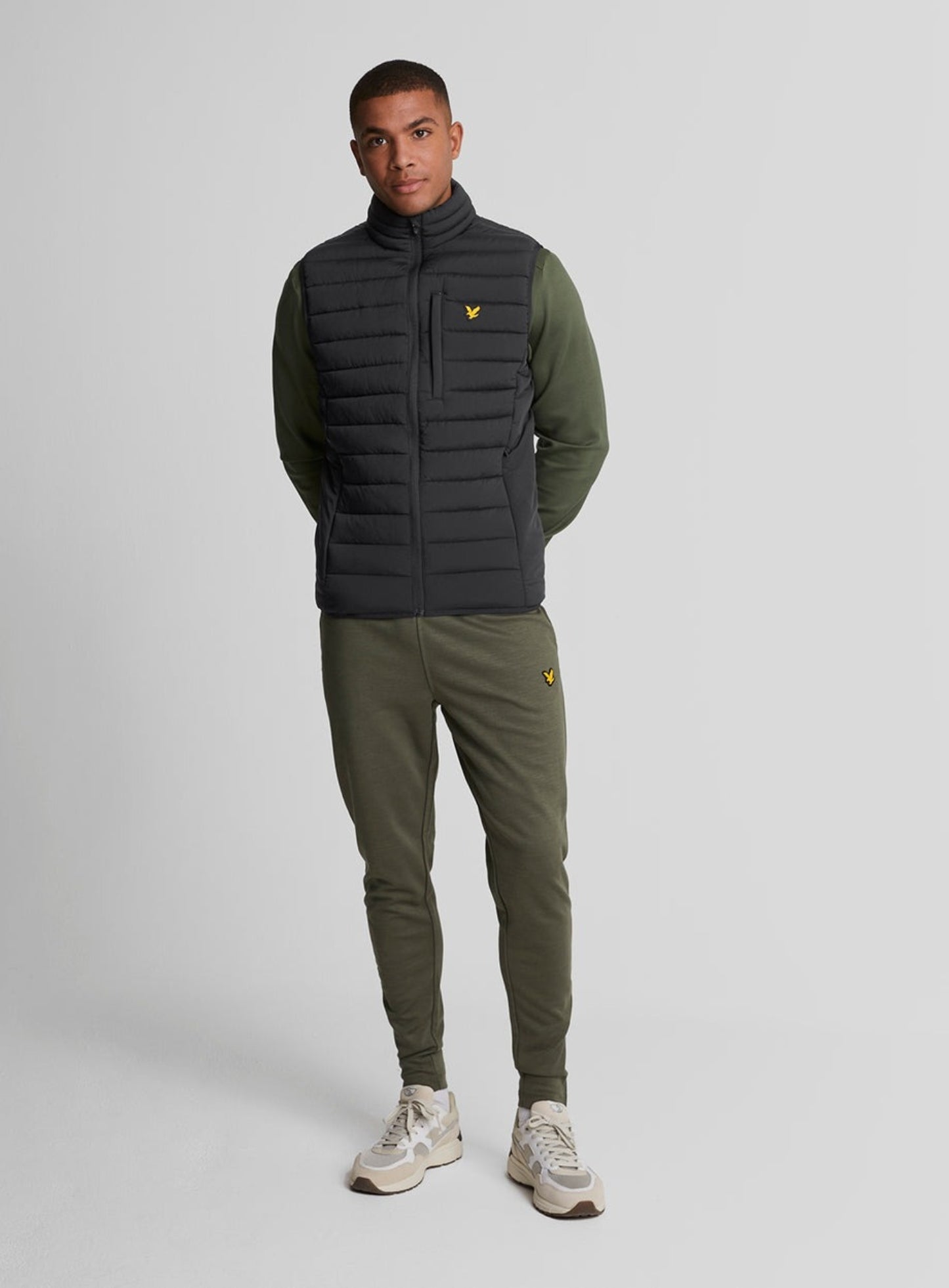 LYLE & SCOTT Sports Lightweight Puffer Jacket Jet Black