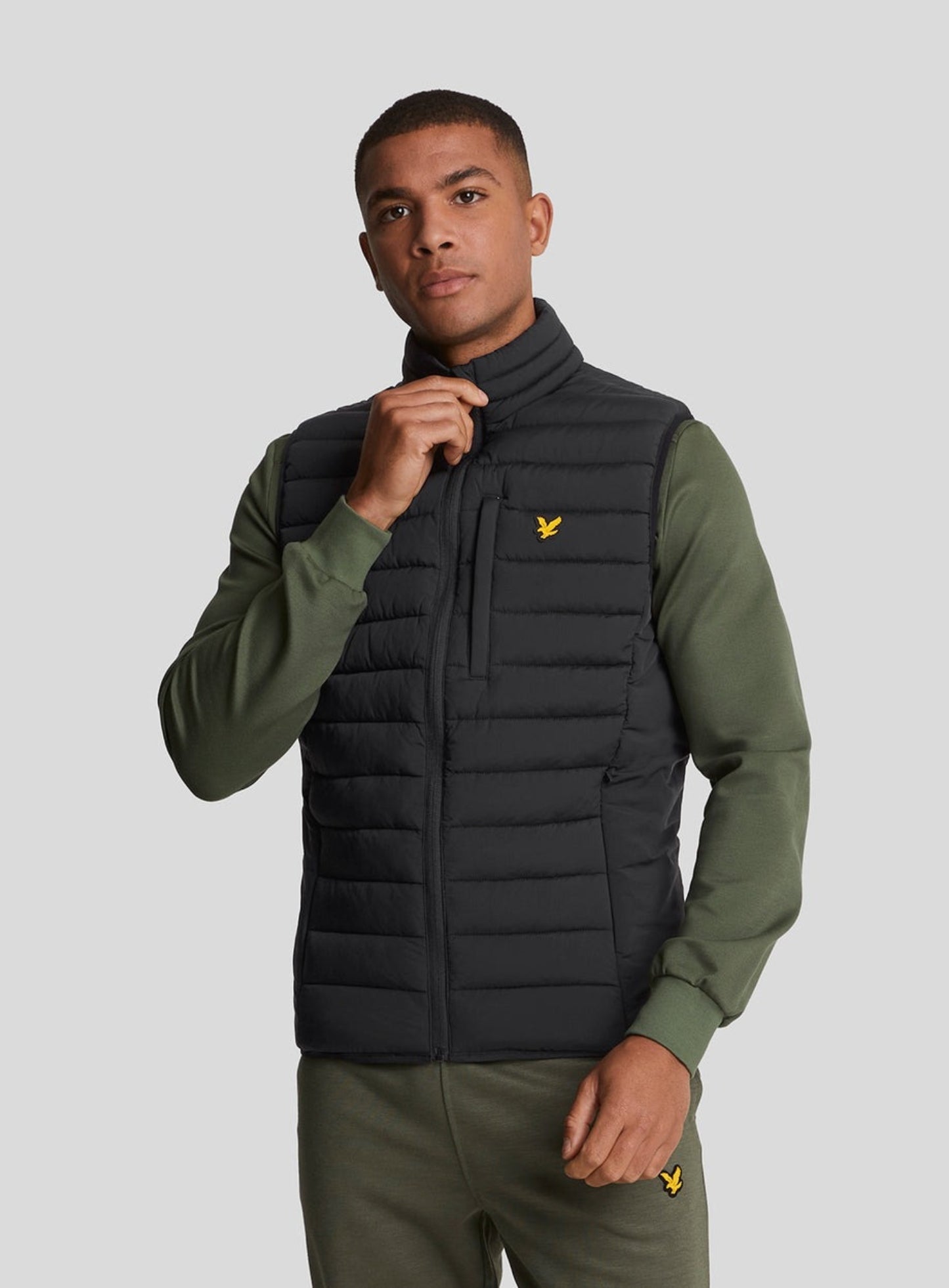 LYLE & SCOTT Sports Lightweight Puffer Jacket Jet Black