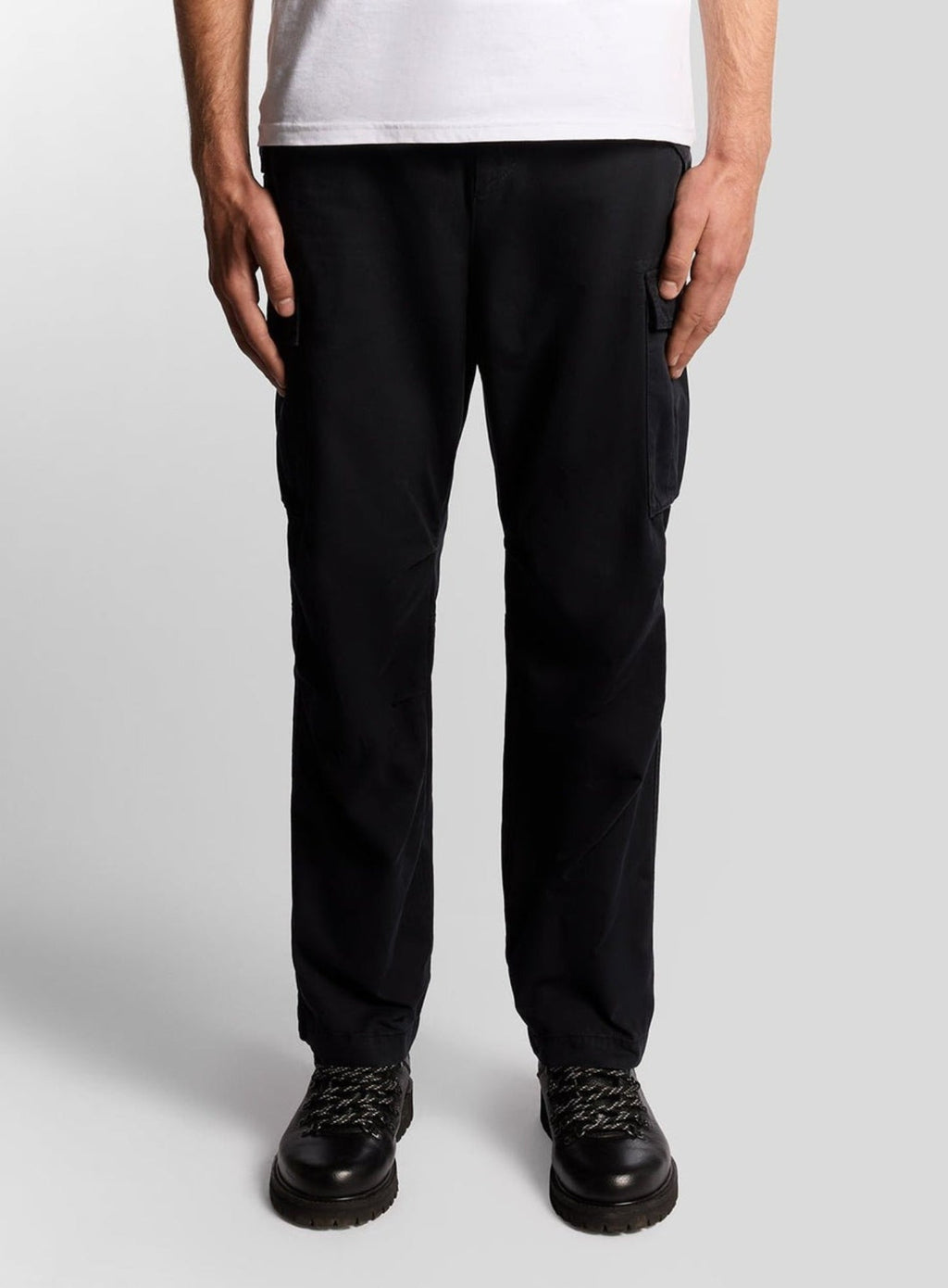 LYLE & SCOTT Articulated Cargo Trouser Jet Black