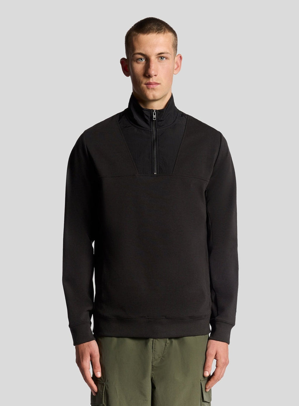 LYLE & SCOTT Panelled Hybrid Quarter Zip Black Ice