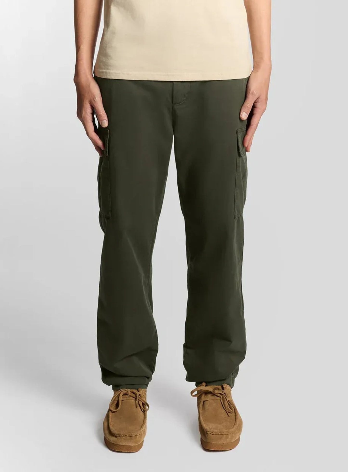 LYLE & SCOTT Articulated Cargo Trouser Fatigue Olive