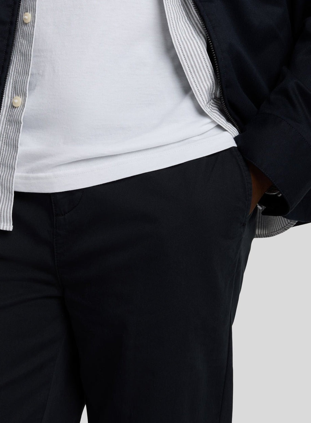 LYLE & SCOTT Drawstring Tapered Chino Jet Black