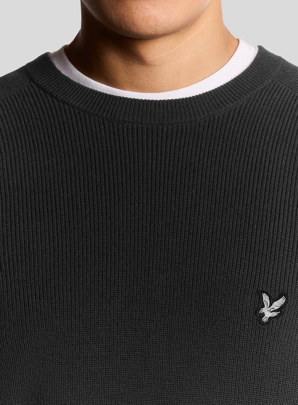 LYLE & SCOTT Engineered Rib Crew Neck Black Ice