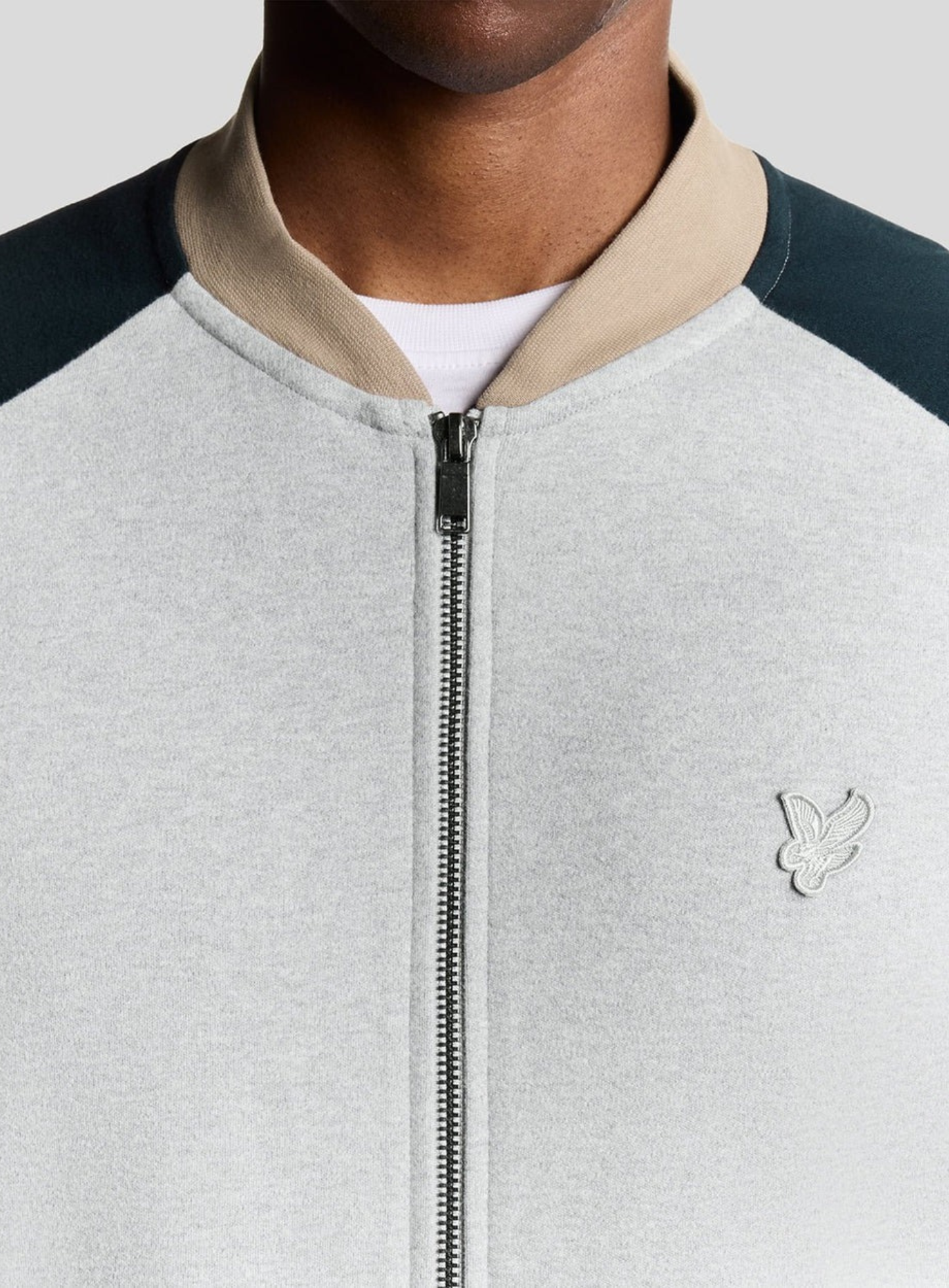 LYLE & SCOTT Heavyweight Contrast Raglan Bomber Carbon