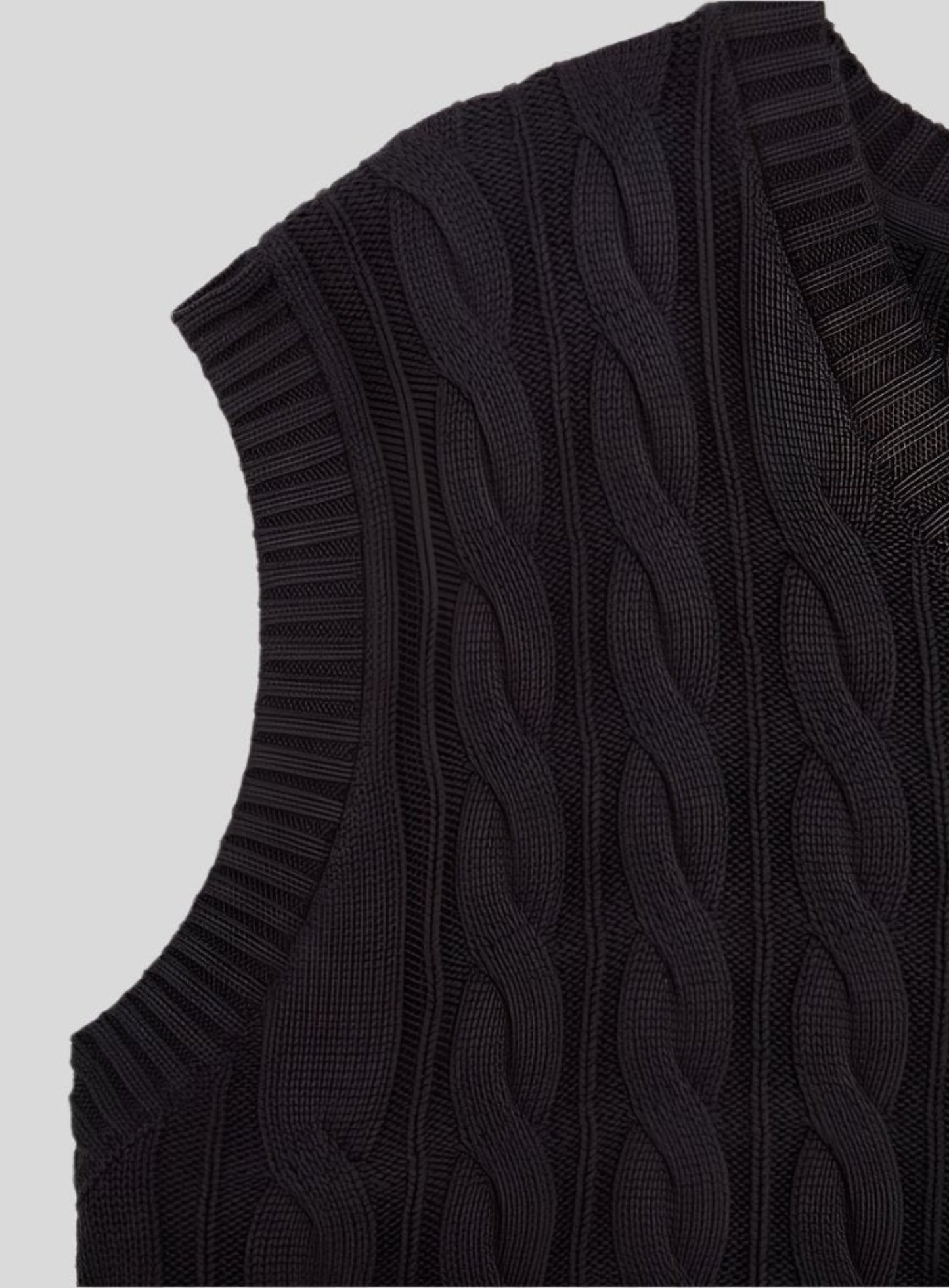 LYLE & SCOTT Friends of Feathers Cable Knitted Tank Top Phantom