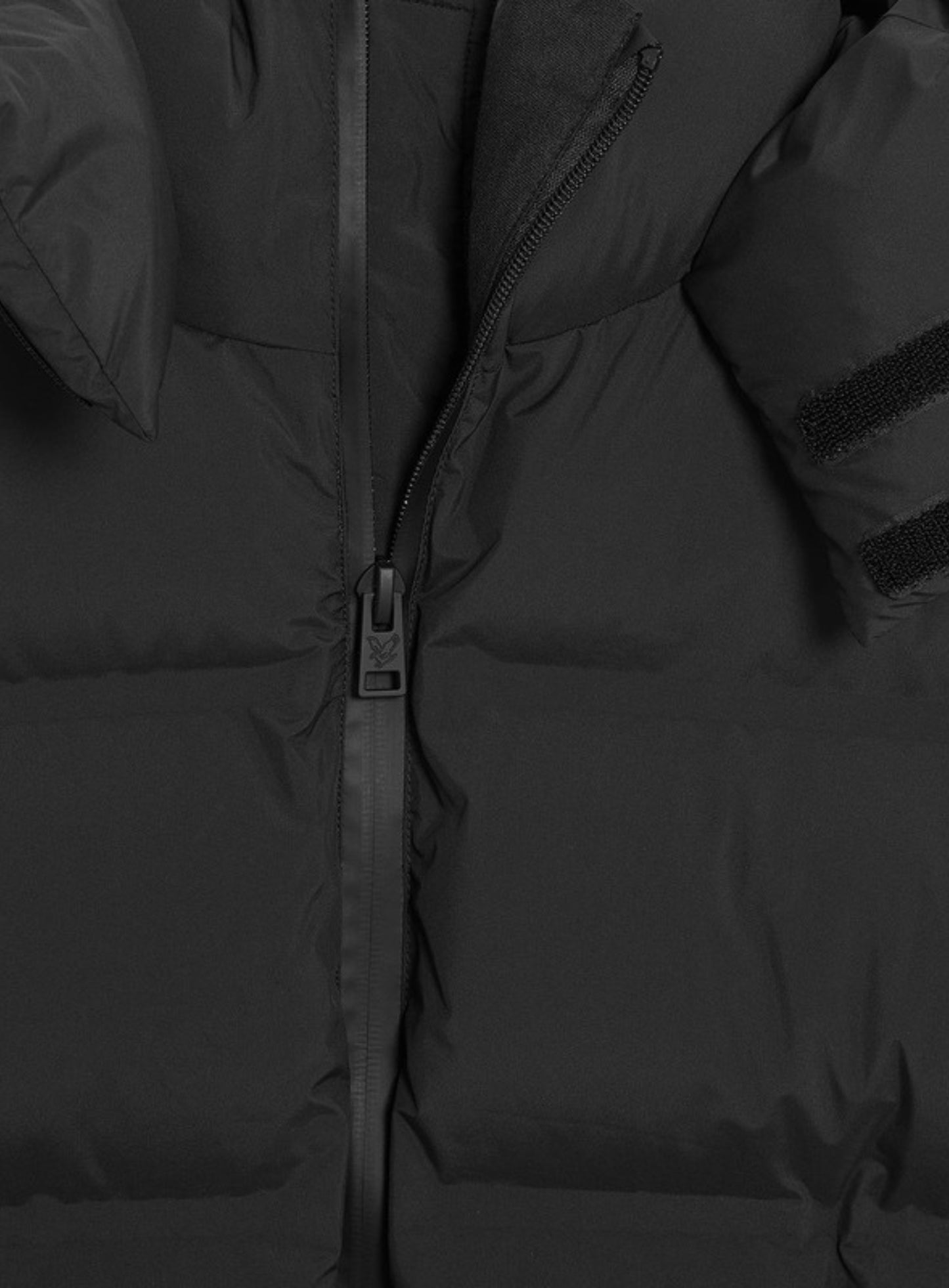 LYLE & SCOTT Heavyweight Hooded Puffer Jacket Jet Black