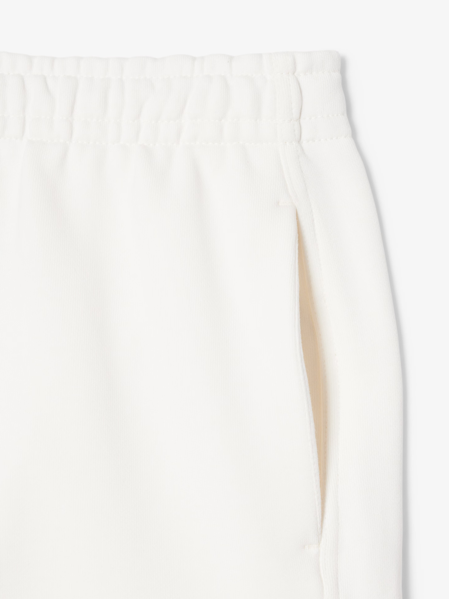 LACOSTE WOMEN Fleece Shorts White