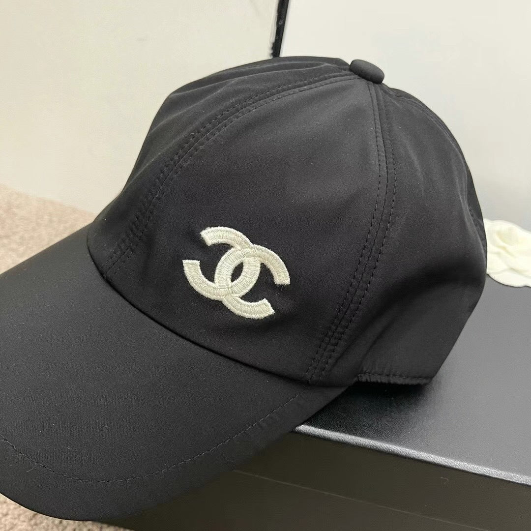 Xiaoxiang baseball cap