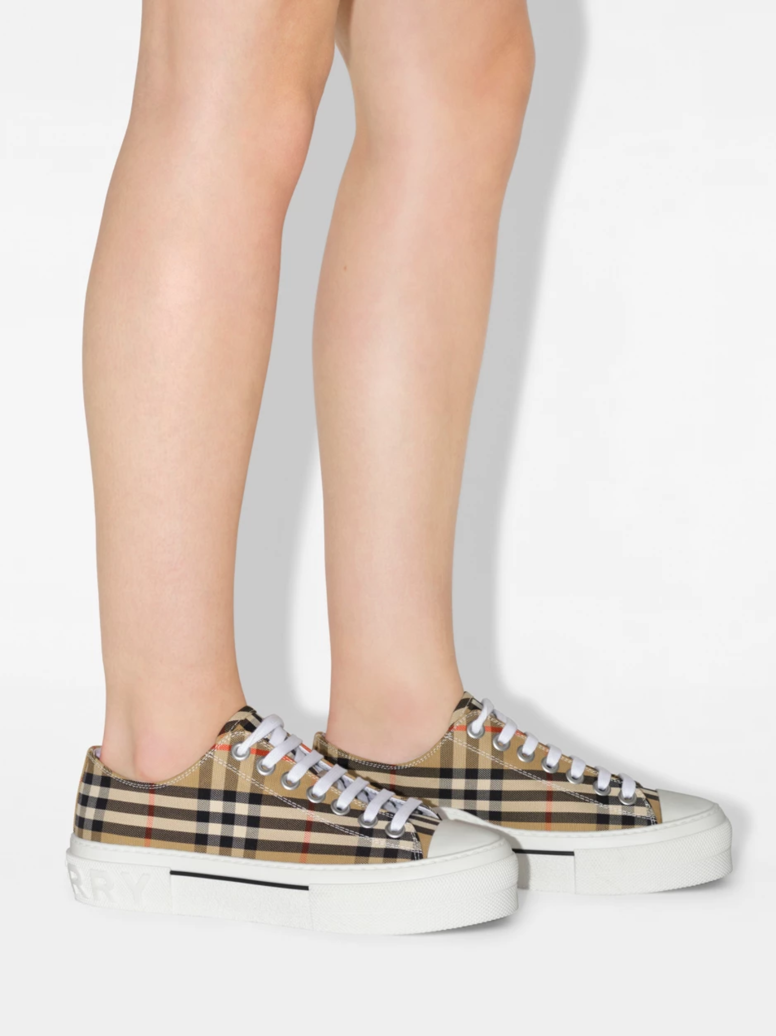 BURBERRY WOMEN Check Sneakers Archive Beige