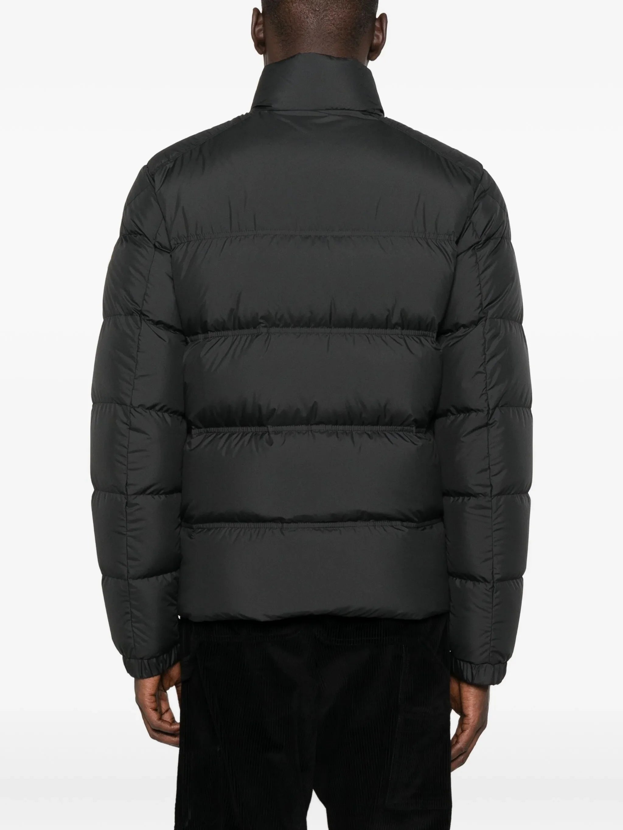MONCLER Bouvaque Short Down Jacket Black