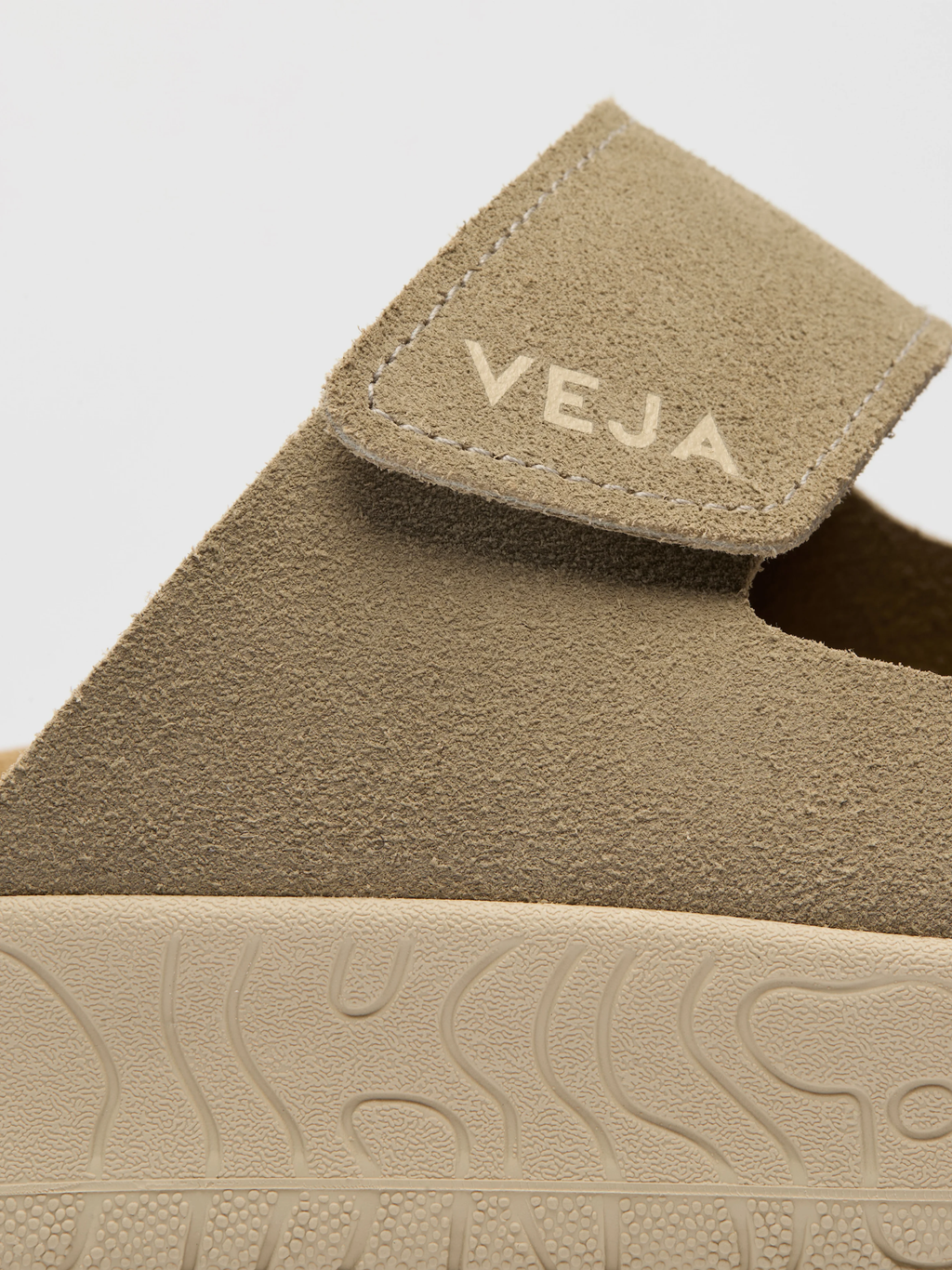 VEJA WOMEN Etna Platform Sandals Taupe Almond