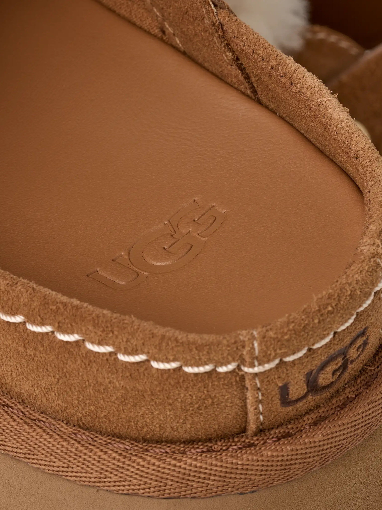 UGG WOMEN Esmee Suede Clogs Chestnut
