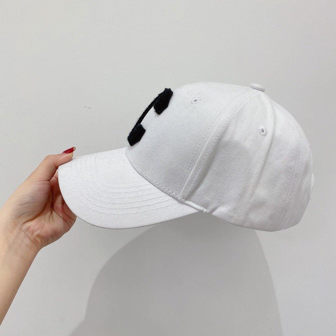 Flocking baseball cap