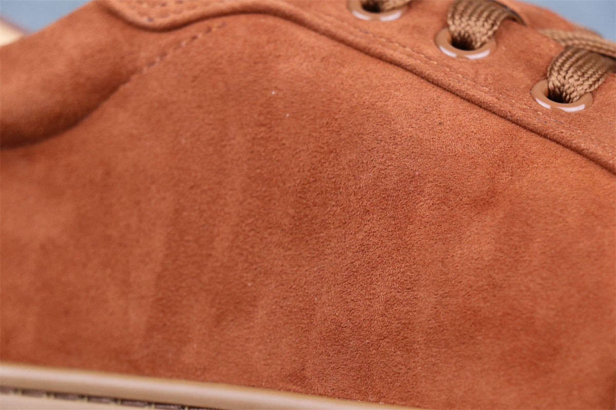 CL Louis Junior Spikes Orlato Flat 'Orange'
