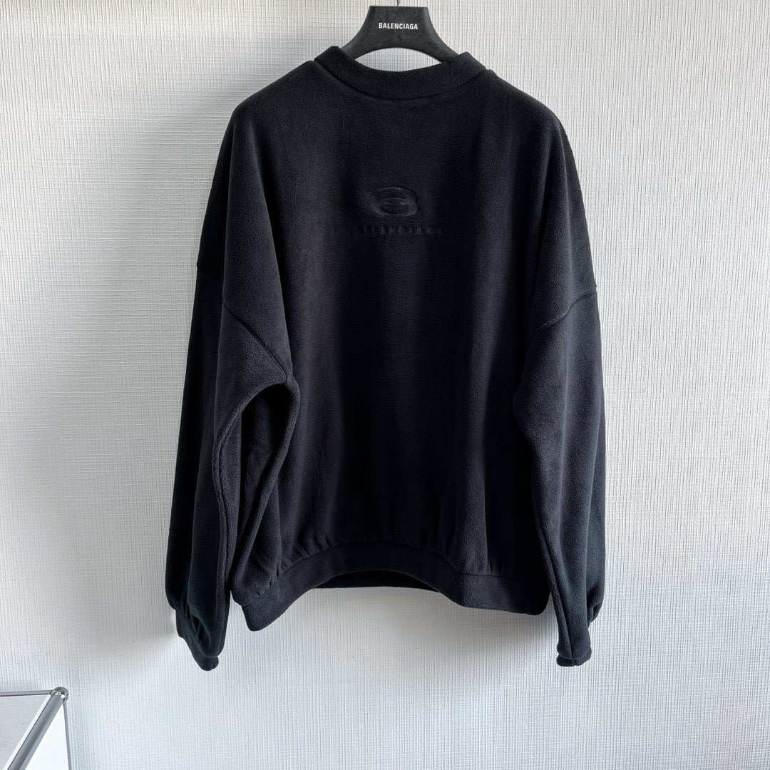 Black Sweatshirt