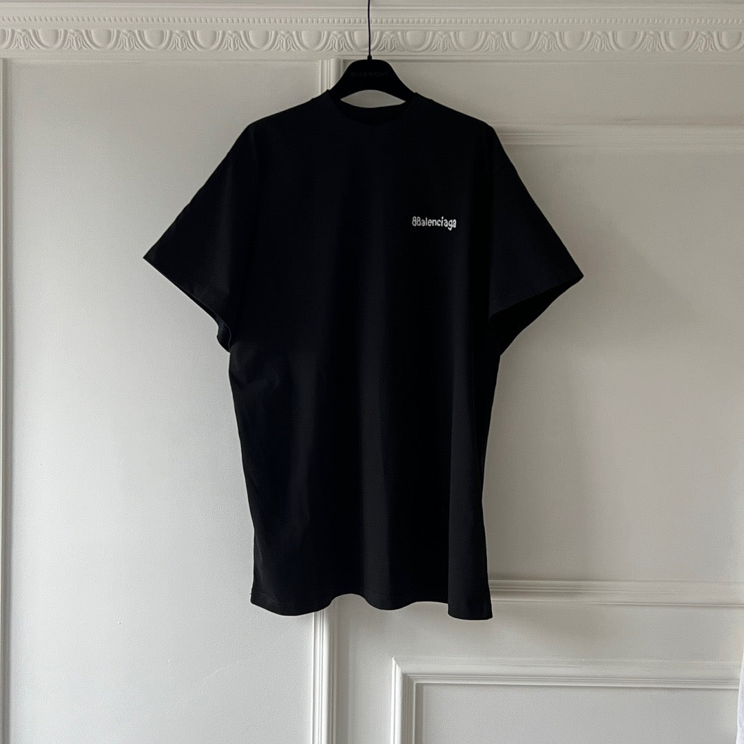 Black T-shirt