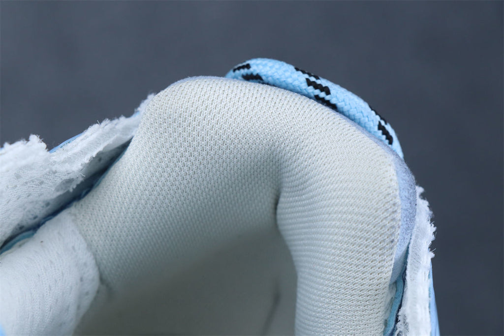 Balenciaga Wmns Runner Sneaker 'Light Blue'