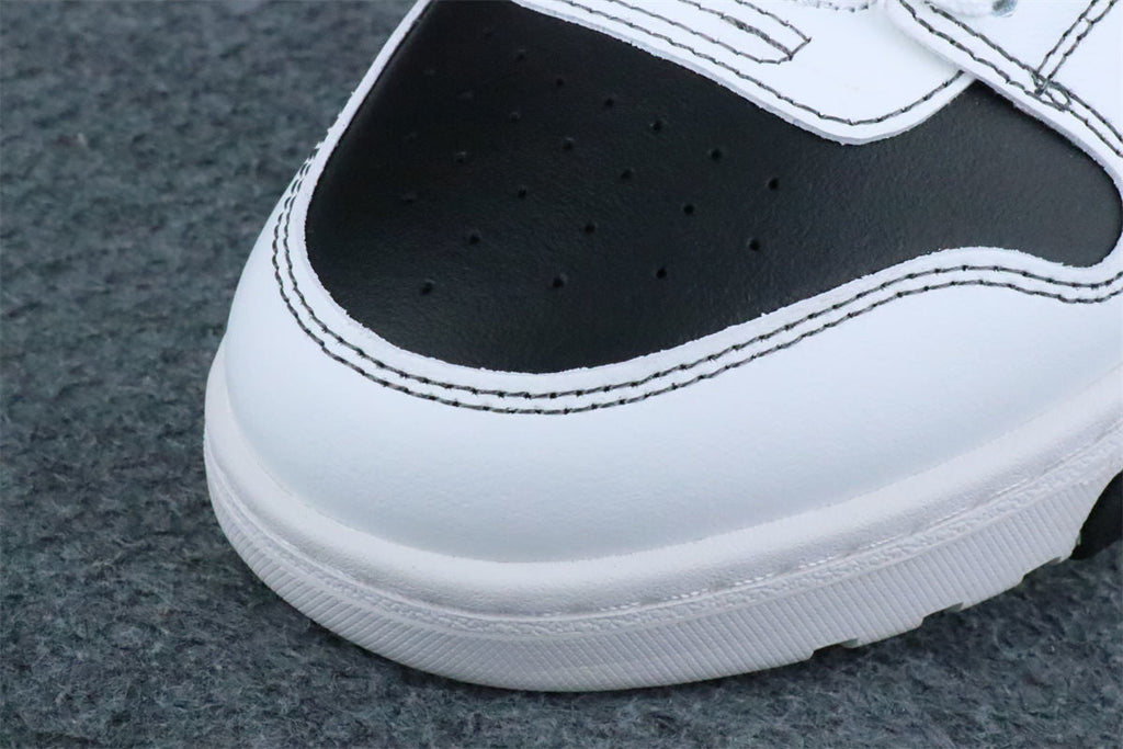 Off-White Out of Office 'White Black'