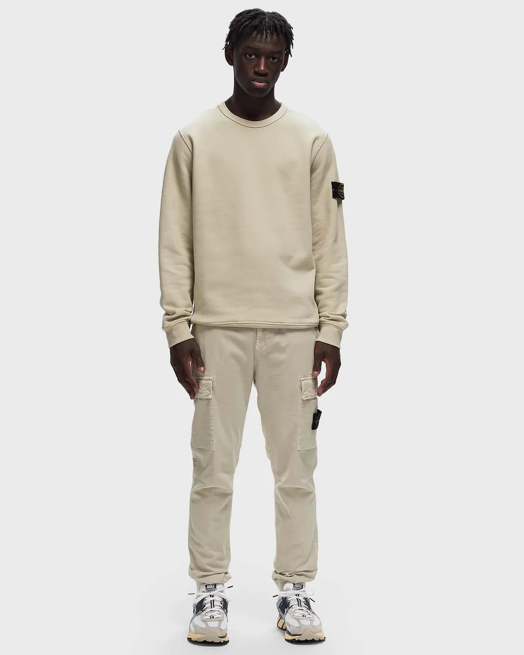 Stone Island Stretch Broken Twill Organic Cotton Old Effect Cargo Pants In Stucco