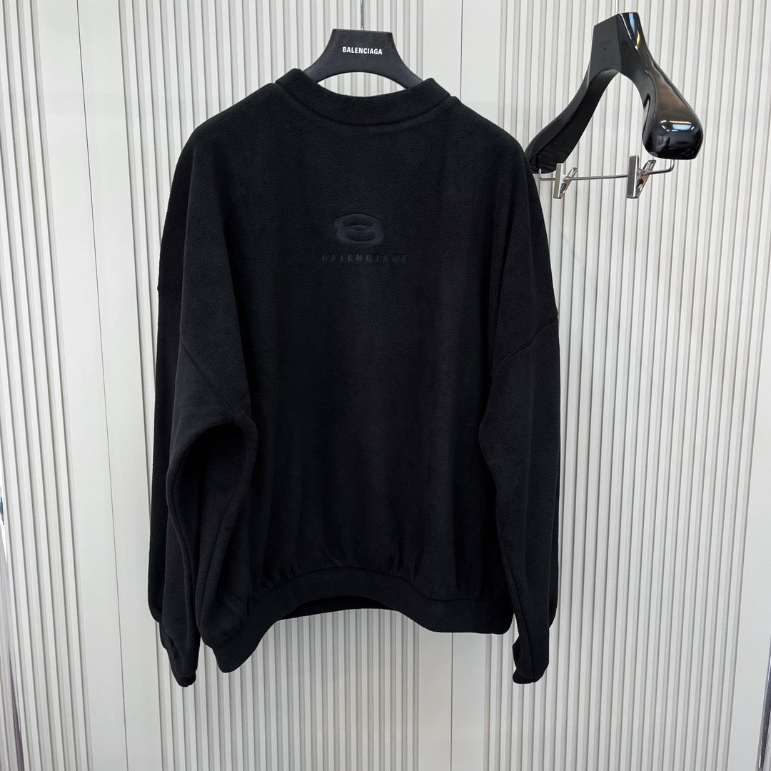 Black Sweatshirt